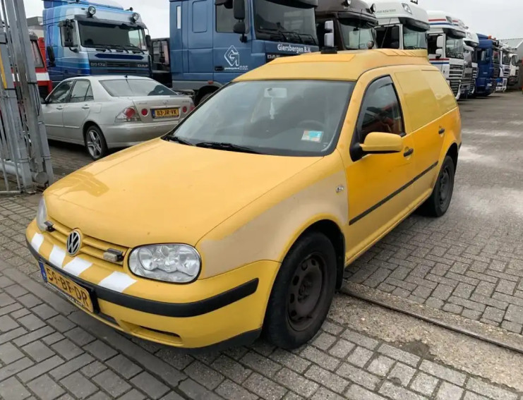 Volkswagen GOLF VARIANT VAN TDI 74KW 2002